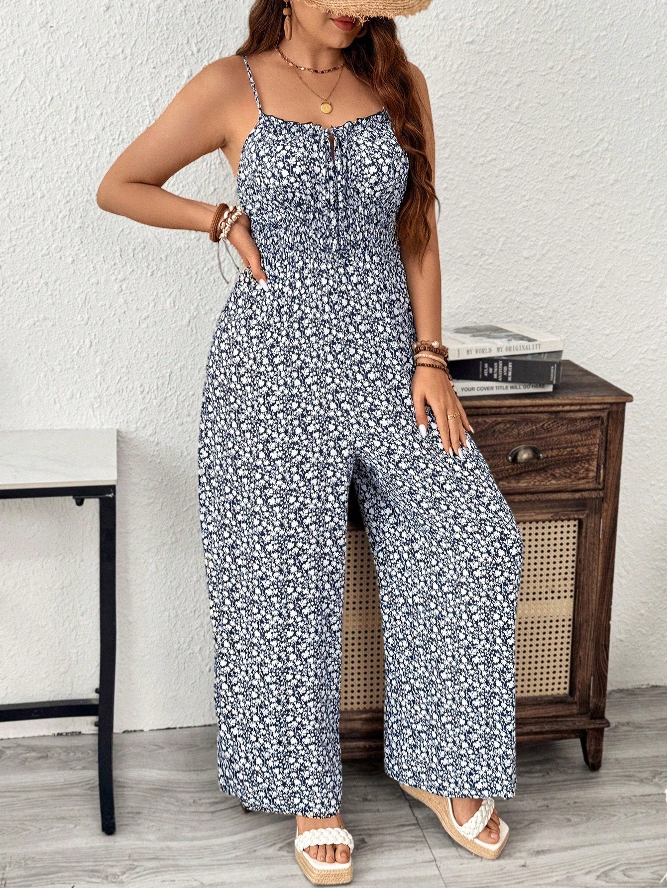 Plus Size Tie-Strap Ditsy Floral Jumpsuit, Perfect For Summer