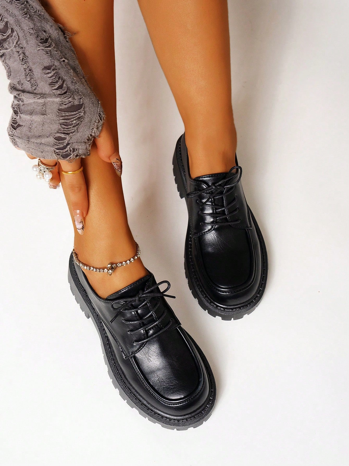 Chaussures Oxfords à plateforme noires avec lacets, style britannique, printemps 2024 pour femmes